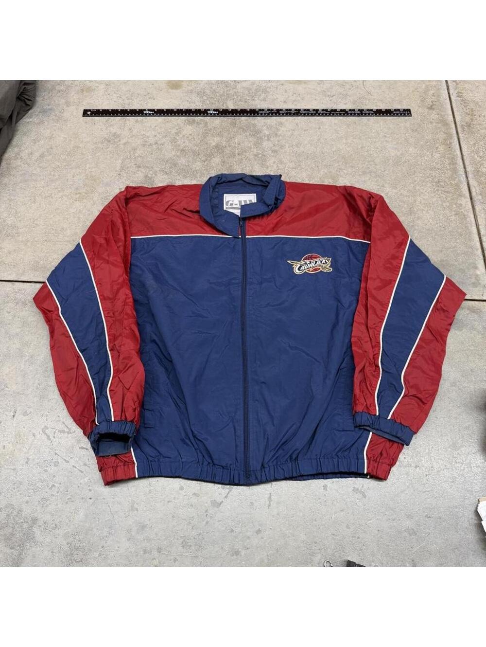 vintage cleveland cavaliers navy blue and burgandy zip up windbreaker jacket xxl